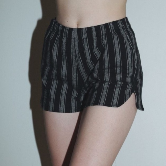 Brandy Melville Pants - Brandy Melville Samii high waisted shorts size medium